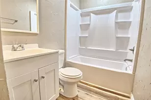 900 N Lamb St, Bowie, TX 76230 - Photo 15