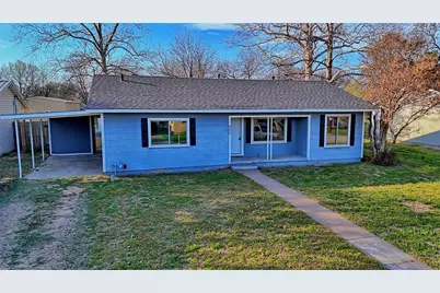 900 N Lamb Street, Bowie, TX 76230 - Photo 1