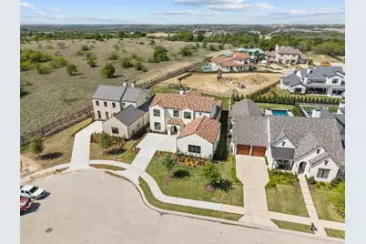9724 Latour Court, Fort Worth, TX 76126 - Photo 3