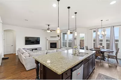 2837 Edinburgh Drive, Carrollton, TX 75006 - Photo 13