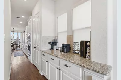 2837 Edinburgh Drive, Carrollton, TX 75006 - Photo 5