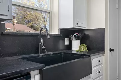 125 W 5th Street, Krum, TX 76249 - Photo 15