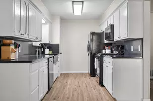 125 W Fifth St, Krum, TX 76249 - Photo 13