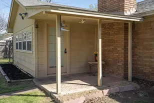 125 W Fifth St, Krum, TX 76249 - Photo 33