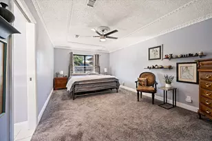 129 E Louella Dr, Hurst, TX 76054 - Photo 17