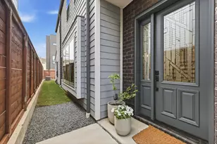 1925 N Prairie Ave, Dallas, TX 75204 - Photo 3