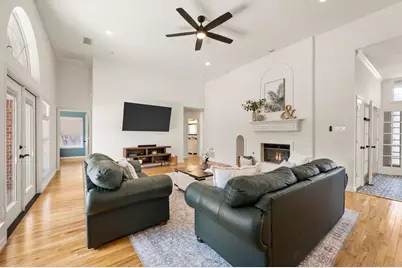 1604 Los Altos Court, Arlington, TX 76006 - Photo 7