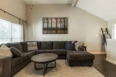 2939 Hunters Point Lane, Carrollton, TX 75007 - Photo 5