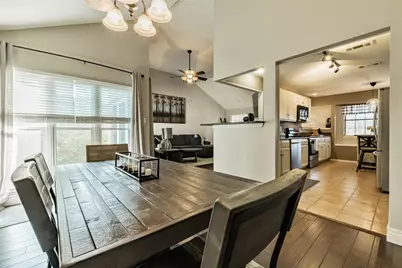 2939 Hunters Point Lane, Carrollton, TX 75007 - Photo 3