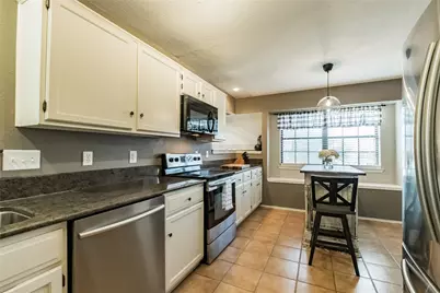 2939 Hunters Point Lane, Carrollton, TX 75007 - Photo 21