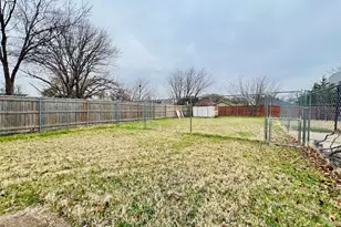 6301 Hunters Glen Dr, Watauga, TX 76148 - Photo 15