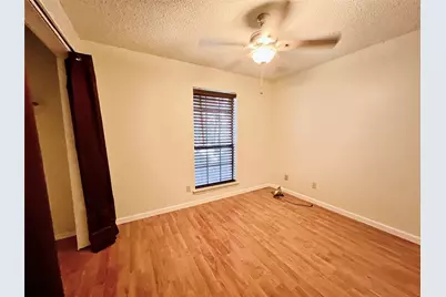 6301 Hunters Glen Drive, Watauga, TX 76148 - Photo 13