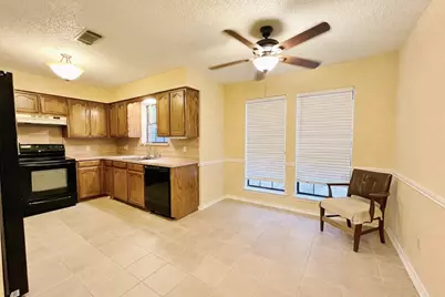 6301 Hunters Glen Drive, Watauga, TX 76148 - Photo 7