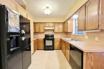 6301 Hunters Glen Drive, Watauga, TX 76148 - Photo 5