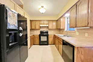 6301 Hunters Glen Dr, Watauga, TX 76148 - Photo 5