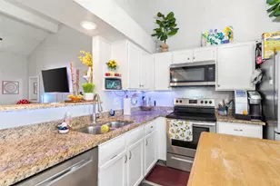 2337 Dalewood Ln, Bedford, TX 76022 - Photo 9