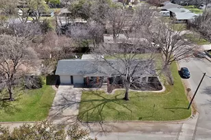 3800 Oxley Dr, Richland Hills, TX 76118 - Photo 5