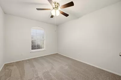 5701 San Felipe Drive, Haltom City, TX 76137 - Photo 17