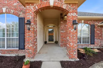 701 Queens Drive, Waxahachie, TX 75165 - Photo 5