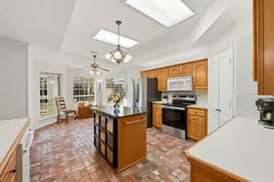 701 Queens Dr, Waxahachie, TX 75165 - Photo 21