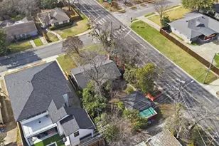 6403 Sondra Dr, Dallas, TX 75214 - Photo 9