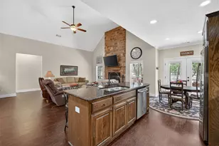 403 Arrowhead Point, Kerens, TX 75144 - Photo 17