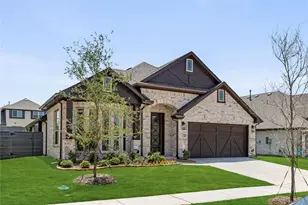7220 Cherry Blossom Ln, Little Elm, TX 76227 - Photo 3