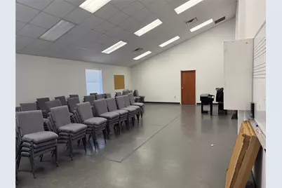 2045 SE Green Oaks Boulevard, Arlington, TX 76017 - Photo 11