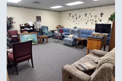 2045 SE Green Oaks Boulevard, Arlington, TX 76017 - Photo 13