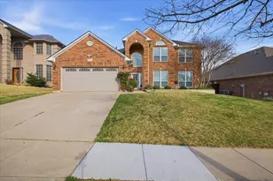 8728 Shadow Trace Dr, Fort Worth, TX 76244 - Photo 3