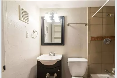 1505 W Lovers Lane #18, Arlington, TX 76013 - Photo 7