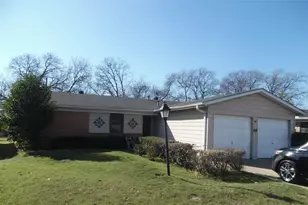 5656 Conroy St, Fort Worth, TX 76134 - Photo 1