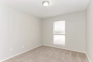 6505 Pilgrim Ln, Arlington, TX 76002 - Photo 11