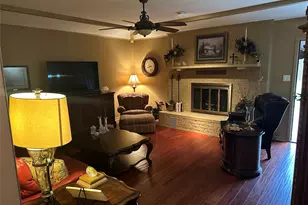 900 Tamara St, Athens, TX 75751 - Photo 5