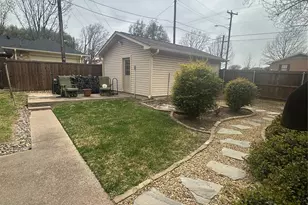 900 Tamara St, Athens, TX 75751 - Photo 19