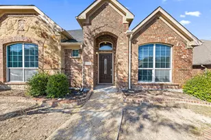 433 Castle St, DeSoto, TX 75115 - Photo 1