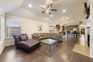 433 Castle St, DeSoto, TX 75115 - Photo 15