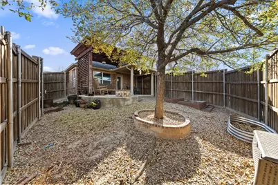 433 Castle Street, DeSoto, TX 75115 - Photo 33