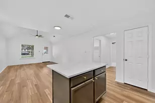 1306 Oak St, McKinney, TX 75069 - Photo 15