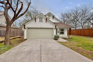 1306 Oak St, McKinney, TX 75069 - Photo 1