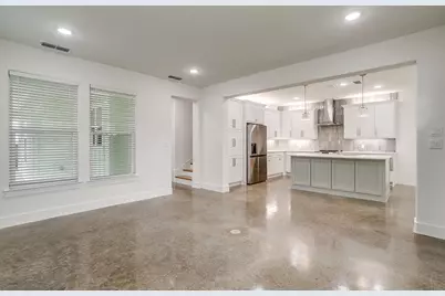 100 Cardinal Woods Court, Granbury, TX 76049 - Photo 5