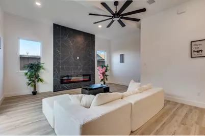 2804 Guymon Street, Dallas, TX 75212 - Photo 9