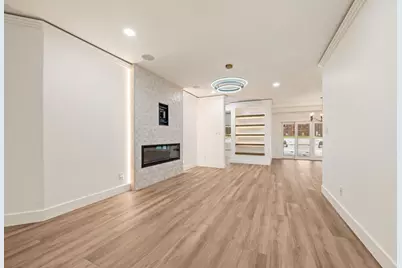 2914 Cripple Creek Trail, Grapevine, TX 76051 - Photo 9