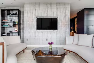 1918 Olive St, Dallas, TX 75201 - Photo 9