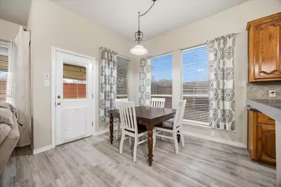 6306 Holly Crest Lane, Sachse, TX 75048 - Photo 9