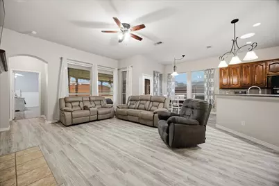 6306 Holly Crest Lane, Sachse, TX 75048 - Photo 11