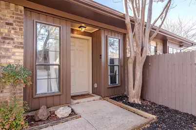 2013 Heatherbrook Drive, Grapevine, TX 76051 - Photo 3