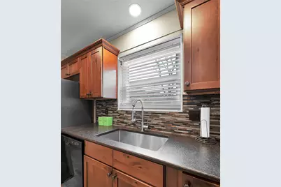 706 Krueger Street, Clifton, TX 76634 - Photo 9