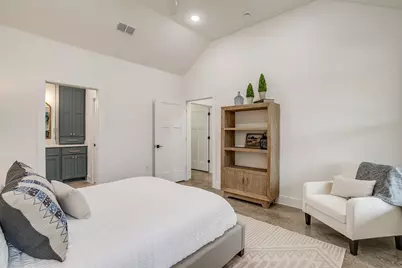 104 Cardinal Woods Court, Granbury, TX 76049 - Photo 19