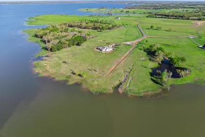 381 Lakewood Lane, Honey Grove, TX 75446 - Photo 21